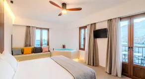VENTUS Luxury Suites - Image 2