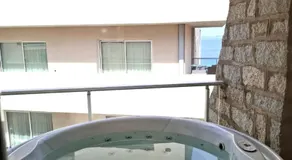 La Contessa Pool & Sea View - Image 3