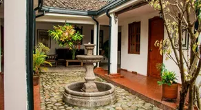 Hotel Los Portales Inn - Image 2