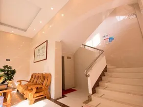 Hilton Hotel - Image 5