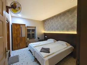 IRU Homes - Private Family Stay with Pool - Image 2