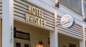 Hotel Whiskey in Pascagoula - Image 4