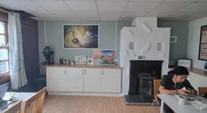 Rougey Lodge Hostel - Image 5