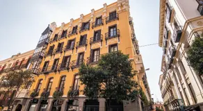 Plaza Mayor Suites & Apartments - Image 3