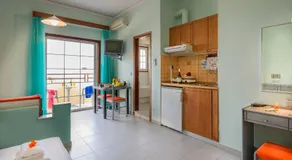 Louladakis Apartments - Image 5
