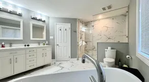 Designer 4BR Retreat, Luxe Living & Family-Friendly Fun - Image 2