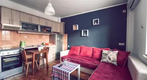 Square Vanilla Apartments - Image 2