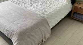Beautiful double room in family home - Image 2
