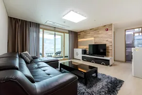 Home Fourest Residence Hotel Okpo - Image 2