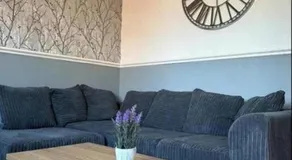 Charming 2-Bedroom in Warrington - Sleeps 5 - Image 3