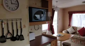 6 Berth Family Caravan Golden Sands Ingoldmells - Image 2