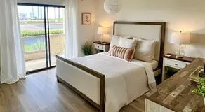 Beachfront Paradise - Image 2
