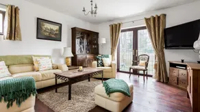 The Willows - Charming Railway Woodland Cottage with Log Burner - Image 2