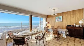 Villa bord de mer avec jardin et Wifi gratuit - Image 2