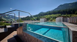  ThePoolhouse Boutique Lodge - Image 2