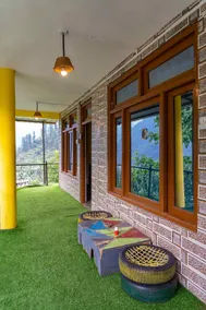 Whoopers Hostel Tosh - Image 5