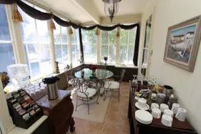 The Rendell Shea Manor - Image 4