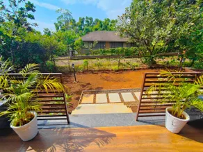 Green Hills Hideaway - Image 3