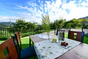 Between Sky and Land Hilling Stay - Image 3