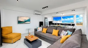 Luminosa Luxury Villa - Image 3