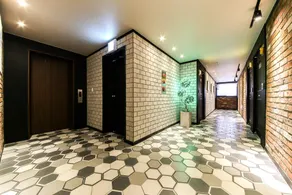 Martin Hotel - Image 5