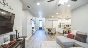 Mins to Granbury Med Ctr, Mins to Lake, Firepit, Stunning Modern Kitchen - Image 2