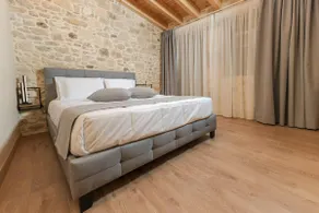 Orion traditional house - Image 2