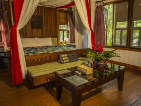 Romduol Island Chalet - Image 4