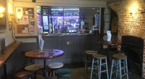 Black Buoy Inn - Image 4