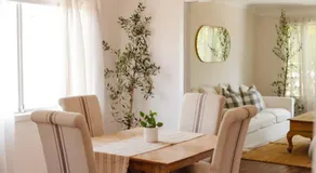 Pet Friendly Family Home in Bluff Point - Image 4