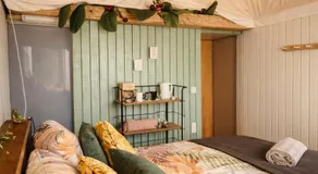 Luxury Suite - Image 5