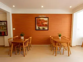 Amigo Hotel - Image 4