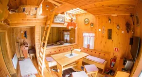 Guest House Kraljev Hrib - Image 2