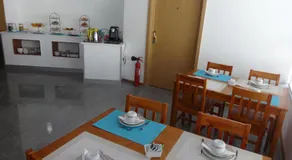 Hotel Bonjardim - Image 4