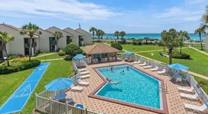 Blue Surf Beach Getaway - Image 3