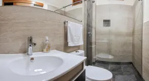 Hotel Valdivia Plaza - Image 2
