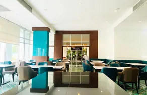 Valaya Hotel Pathumthani - Image 2