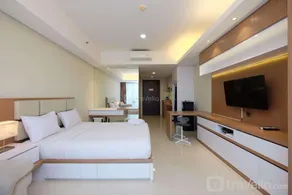 Spacious 3BR at Kemang Village Apartment By Travelio - Image 2