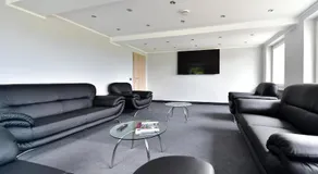 GT3 Hotel - Image 4