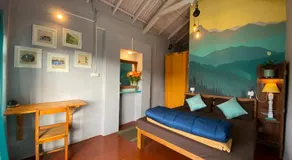 The Birdhouse Backpackers Hostel - Image 2