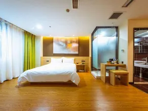 IU Hotel Chongqing Jiangbei International Airport - Image 2