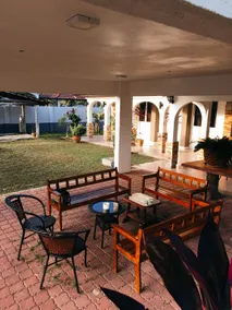 Sura Inn - Image 4