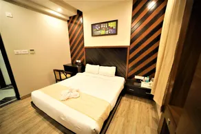 PALM BLISS INTERNATIONAL HOTEL - Image 1