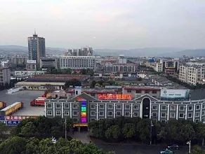 Jinding Hotel Mile - Image 5
