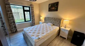 A Newly Renovated 7 Bedroom House - Image 2
