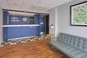 Travelodge Caterham Whyteleafe - Image 3