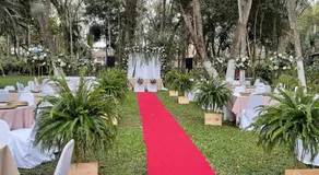El Bosque Hotel - Image 2