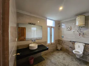 Hotel Aakash Regency - Image 5