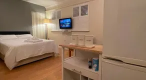 Gatwick Studio - Image 2