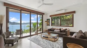 5-Zimmer-Strandhaus mit Meerblick am Hang - Image 2